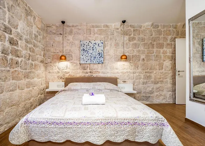 Vintage House Al Pozzo Hvar Town